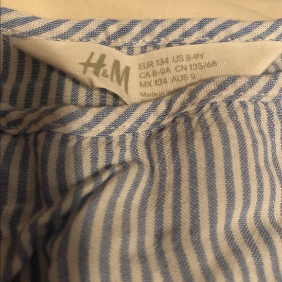 Lot of 2 little girl’s H&M blouses 8/10 YRS - Picture 3 of 6